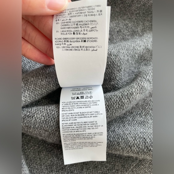 Versace men’s cashmere Greca melange sweater in grey NWT - Picture 9 of 11